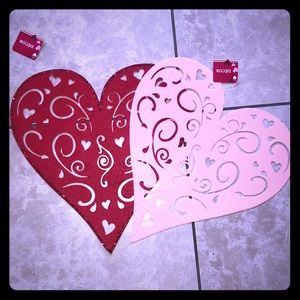 ♥️🆕♥️ 2 x Large Felt Hearts Red/Pink Valentine